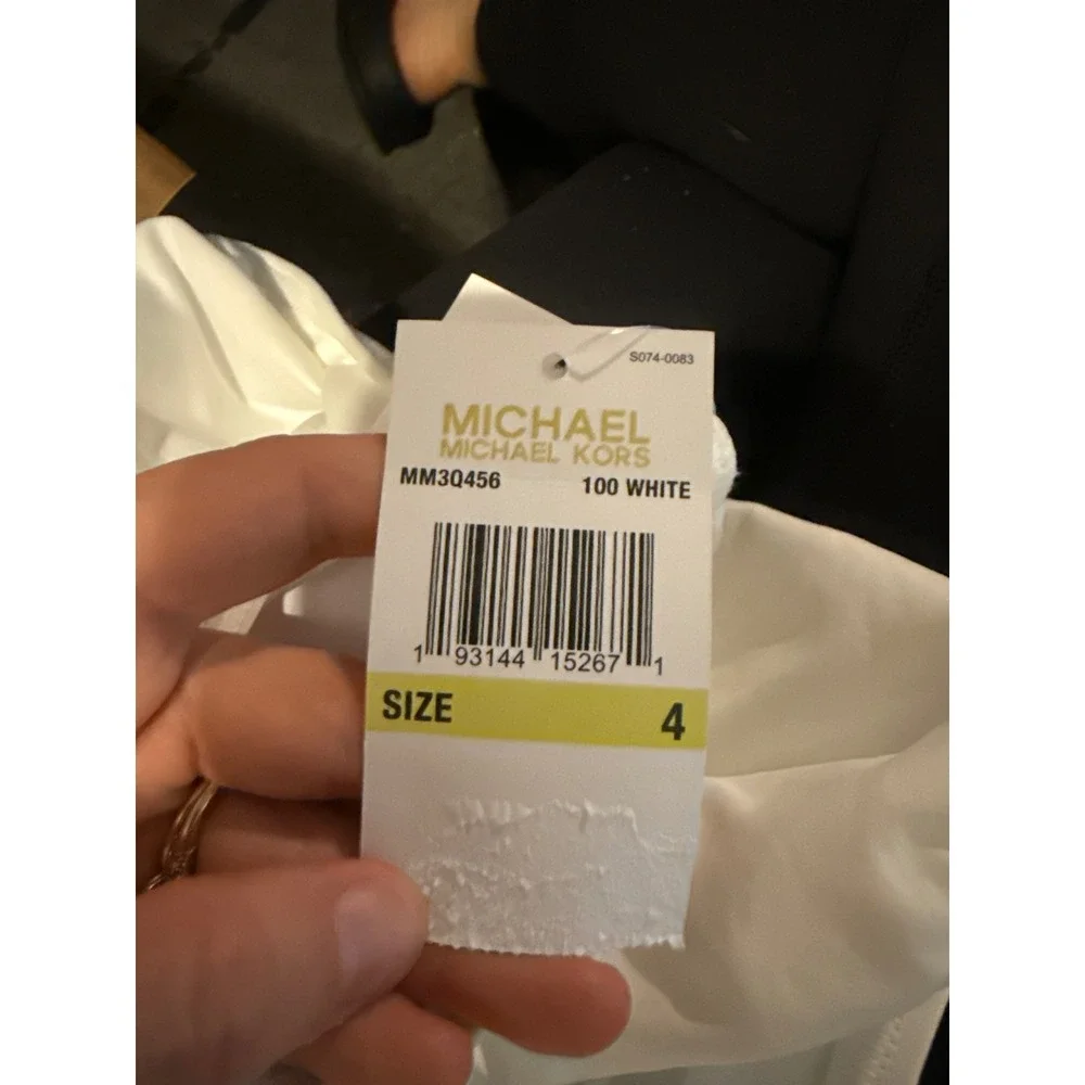 Michael Kors White Lace Up Grommet One Piece Swimsuit MM3Q456‎ Womens Size 4 NEW
